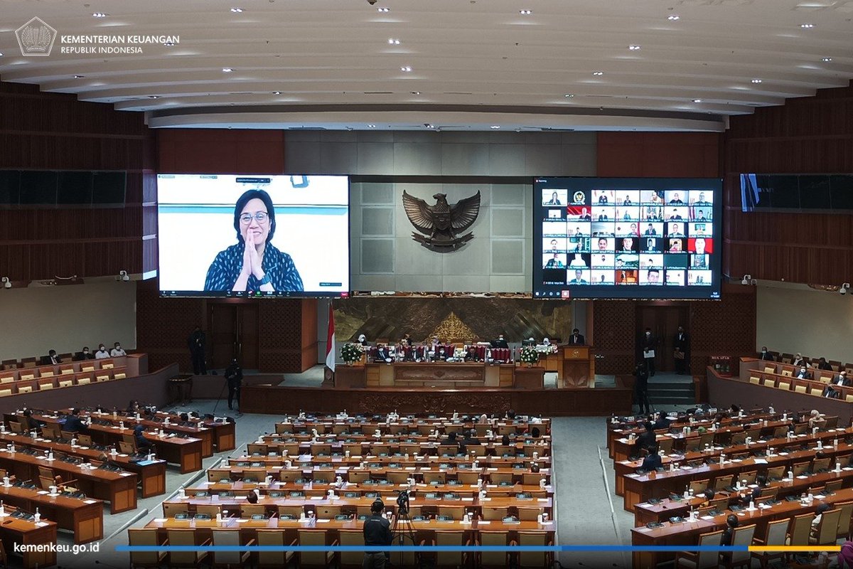 RUU Harmonisasi Peraturan Perpajakan (HPP) disahkan <a href="/DPR_RI/">DPR RI</a> hari ini (7/10).

#RUUHPP jadi komponen penting dalam reformasi pajak untuk membangun sistem pajak yang adil, sehat, efektif, dan akuntabel.
