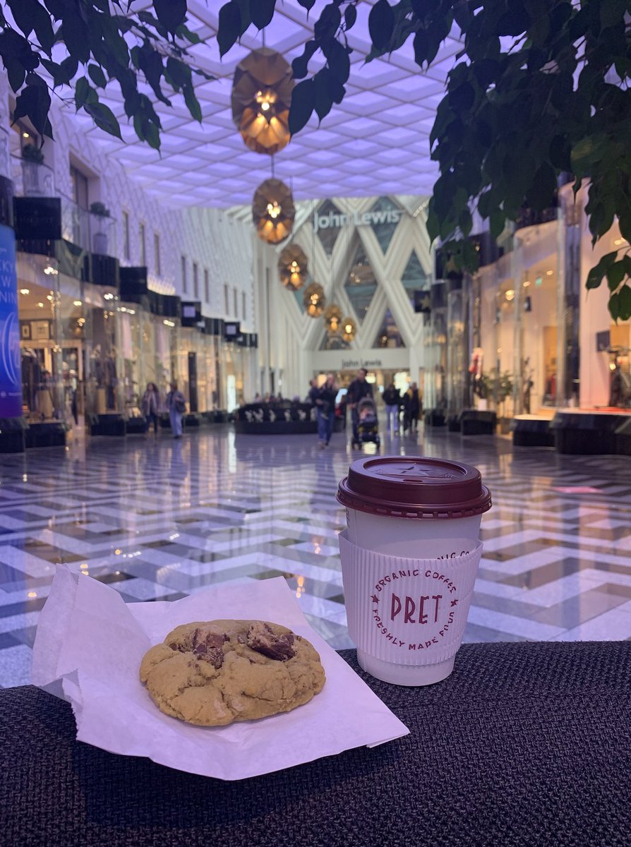 veritasjobs's tweet photo. Sometimes you need to get away from the office and escape. The first in our Wednesday walk series took us half a kilometre from @TrinityLeeds  to @VictoriaLeeds_ 
This walk took 8 minutes and is perfect on rainy days. We even had the chance to pick up a cookie from @ArrowFreshUK https://t.co/xXbJ1Qk0kJ