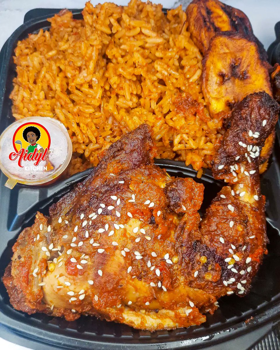 AidylKitchen's tweet photo. We are currently taking orders for lunch packs tomorrow.
FRIDAY MENU:
Smokey Party Jollof with Full Chicken Wing & Fried Plantain
π·οΈ N3,000
With Full Turkey Wing π·οΈ- N3,500
We will not be taking orders tomorrow.
#AbujaTwitterCommunity #aidylkitchen https://t.co/ZEeBMRhwPK
