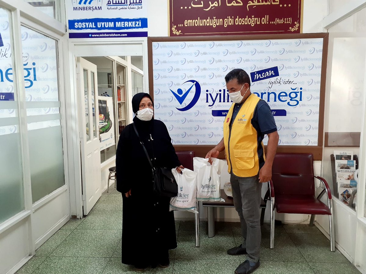 İyilik Derneği Gaziantep Temsilciliği, ihtiyaç sahibi 10 aileye, gıda paketi ve et yardımda bulundu.
bulbulzade.org/yardim/item/18…