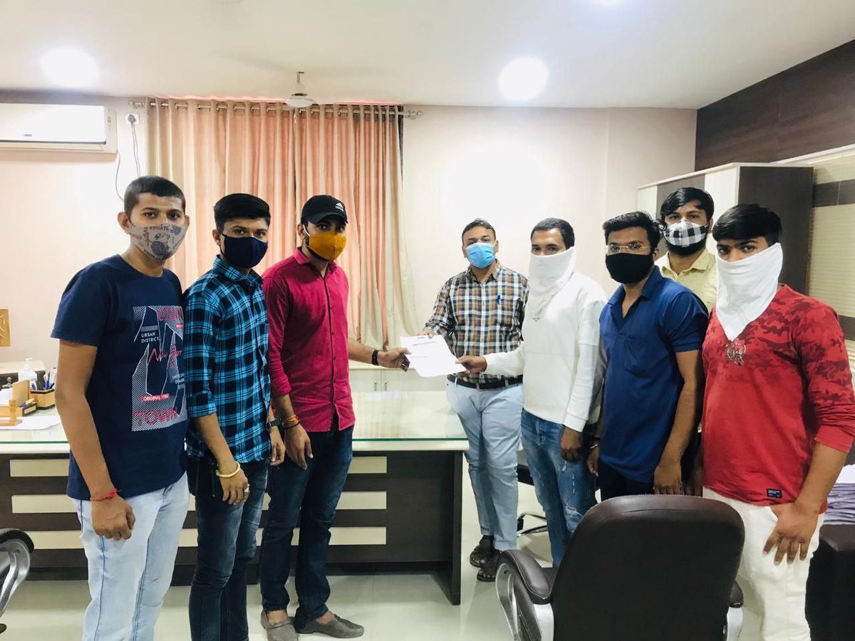 YAJadeja's tweet photo. #Change_RR_For_Police_Exam

પોલીસ ભરતી બાબતનાં ફિઝિકલ પરિક્ષામાં માપદંડ "૧૫ ગણા અને ૮ ગણા" ઉમેદવારોને પાસ કરવાના નિયમ ઉપર ફેર વિચારણા કરવામાં આવે તેવી દરેક વિધાર્થીઓની માંગણી છે.🙏

@Hasmukhpatelips
@sanghaviharsh
@HMofficeGujarat 
@GujaratPolice
@VtvGujarati
@tv9gujarati https://t.co/PGxndgFzqV