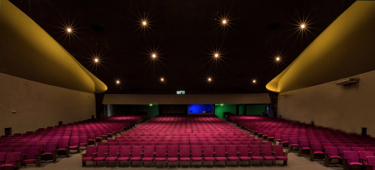 Hoy, minutos después de las 9 por <a href="/Radio_lu2/">LU2 Radio Bahía Blanca</a> hacemos Con las Formas del ayer, historias de #bahiablanca. Hoy, la inauguración del cine Plaza, a contramarcha de la realidad el momento y que estuvo cerca de ser municipal. Con <a href="/PP_Paz/">Jose Maria Paz</a> <a href="/RoFariasOK/">Ro Farías</a> <a href="/juanischwerdt/">Juani Schwerdt</a>