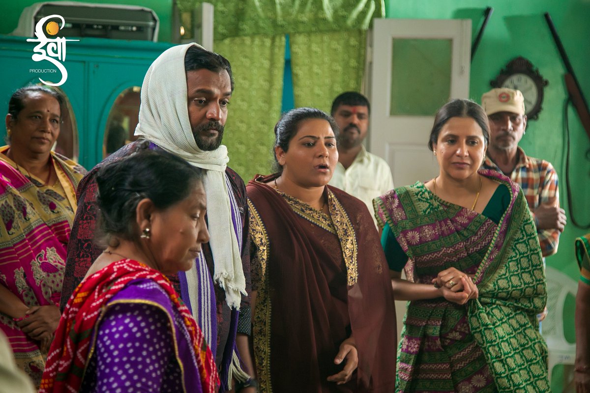 evaproductionin's tweet photo. From the set of Affra Taffri π¬
Film by - @official_vrao
#evaproduction #Cinema #Production #Moviemaking #khushishah #mitragadhvi #smitpandya #ragijani #prashantbarot #affrataffari #chetandaiya #vaishakhratanben #sonalileledesai #ViralRao
#GujaratiFilms #film #BTS
#filmmaking https://t.co/Am6AOAlB5A
