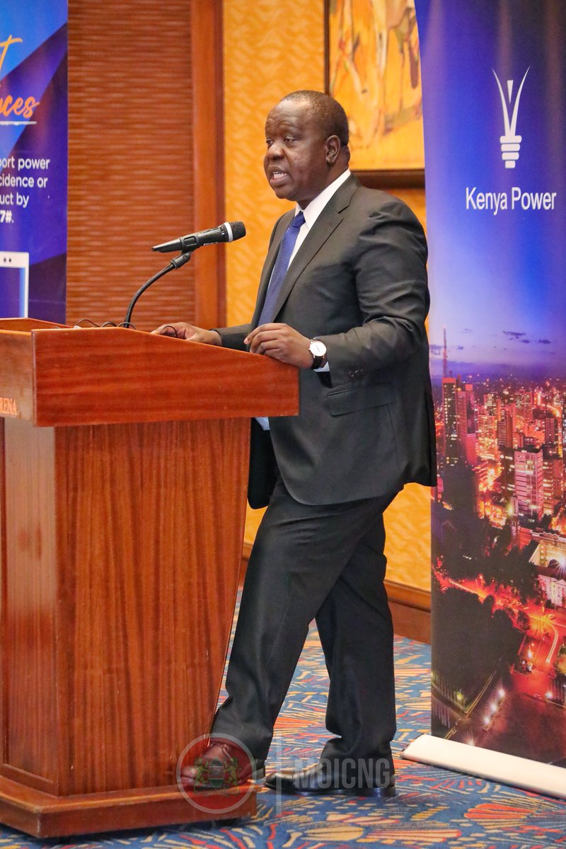 Government has ordered @KenyaPower to immediately suspend ongoing and pending negotiations with independent power producers. @InteriorKE CS Dr. @FredMatiangi said review of existing agreements will be prioritized in a drive to lower cost of electricity in the country.