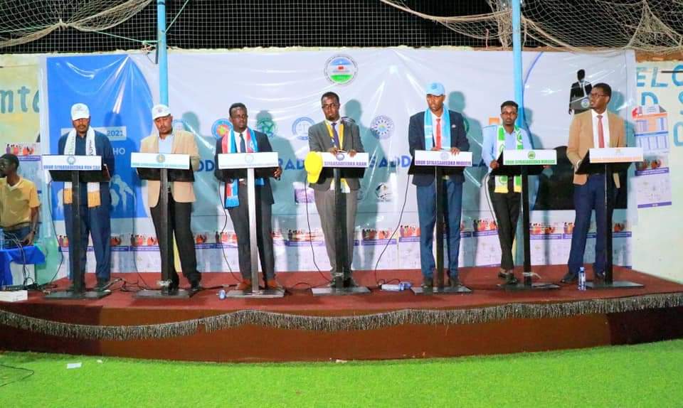 EU_in_Somalia's tweet photo. Funded by the EU under the SEGTAP Project, @Kaalongo  &amp; Transitional Puntland Electoral Commission teamed up to produce debates for 
9 political associations competing in the Puntland local council elections to present their leadership ideas, policies, plans at district level. https://t.co/MzSAyABIID