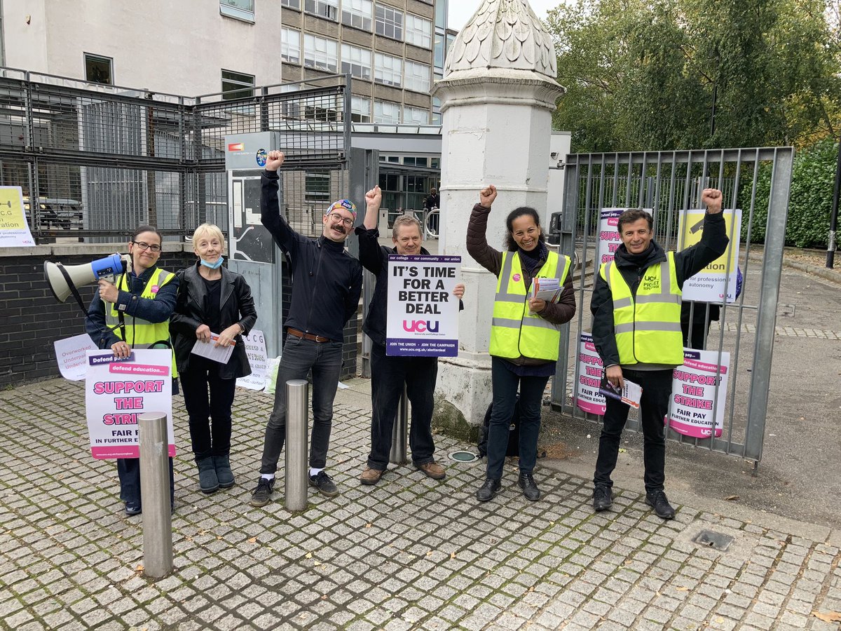 CityUCU's tweet photo. Solidarity with @UCU_CandI on strike for a second week, standing strong, ready to win on better pay and conditions for a better education for all. https://t.co/aS3S8Hk3oz