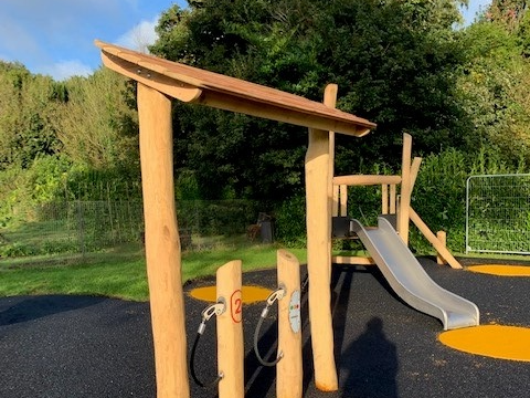 reigatebanstead's tweet photo. We're pleased to report that works are progressing well at #Tattenham Way play area. Resurfacing is currently taking place and despite the bad weather, we're still on track to have the site back open to residents and visitors soon! 

Here's a little sneak peek for you 👀 https://t.co/eD9WI6imYu