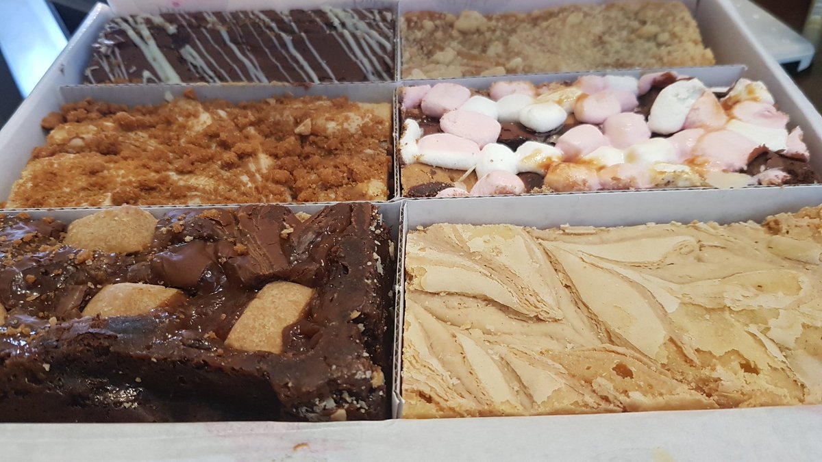 MissPKnowles's tweet photo. Really lucky to have such a kind and thoughtful son @regancroc ... a surprise delivery this morning and a much needed calorie boost. Question is, which one should be eaten first? #thoughtful #grateful #howlongwilltheylast https://t.co/XMGVwGeAtV