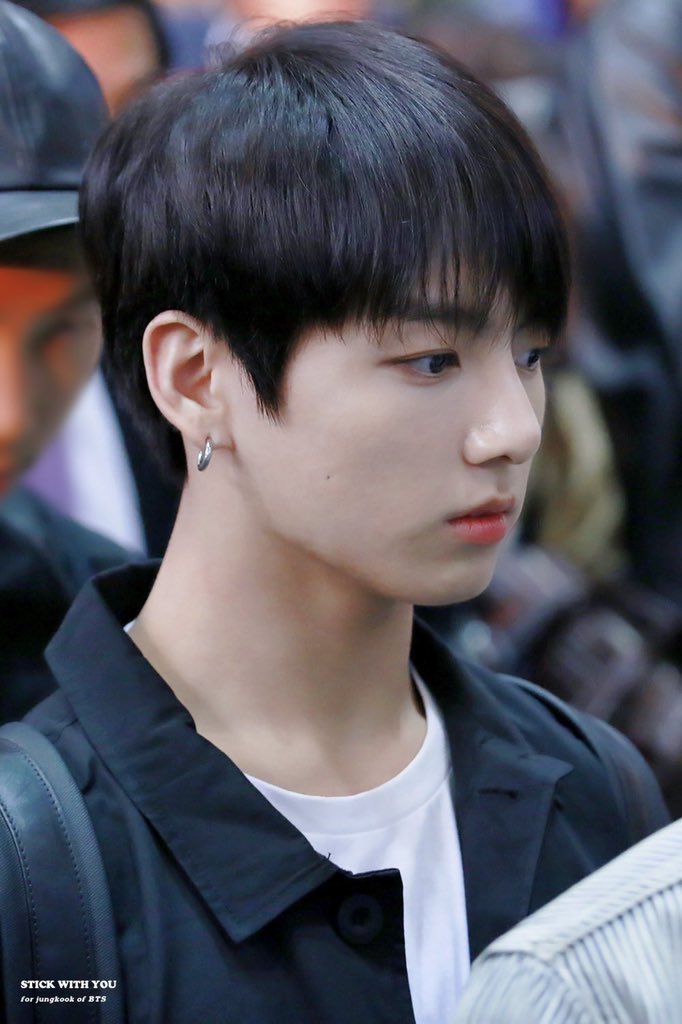 jk97__jm's tweet photo. 少年でもない、大人でもない、その間の青年期ジョングクが好きすぎる https://t.co/mXlYevWLGL