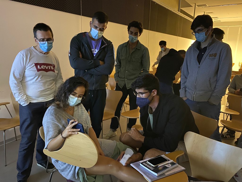 INICIO DE LA 2ª ED. DEL MÁSTER EN FISIOTERAPIA INVASIVA EN PORTUGAL. Este fin de semana comenzó la 2ª ed. del Postgrado junto a la Universidad de #Oporto (Escola Superior de Saúde do Porto) 
¡Mucha ilusión en este nuevo curso! 🔝🔝 gracias #PauloCarvalho <a href="/ferminvalera/">Fermín Valera</a> <a href="/MinayaFran/">Fran Minaya</a>