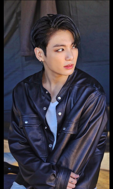 numugala's tweet image. He is looking cool?