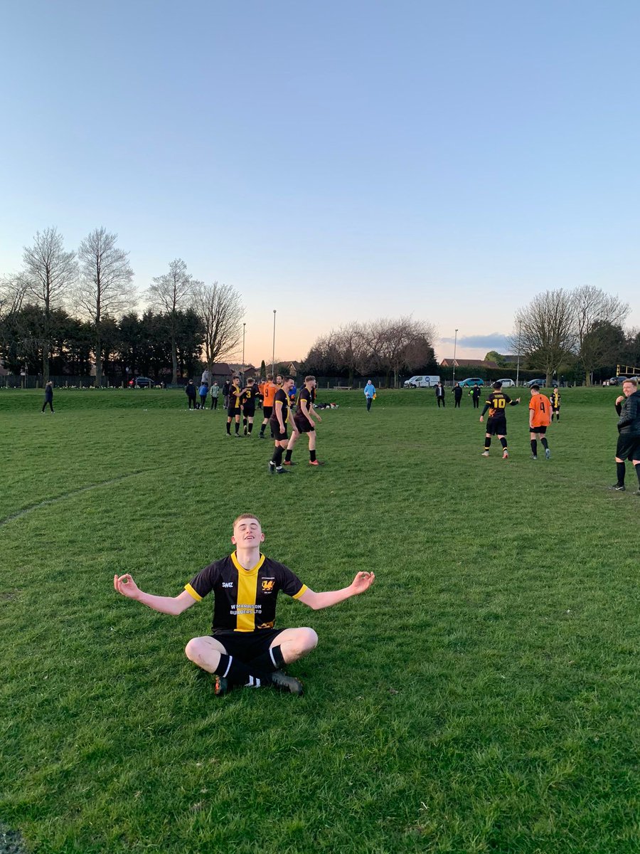 AFCChadderton's tweet photo. Goodbye Hicksy, a man amongst boys. #FarewellHicksy #UpTheChad https://t.co/fFSKfDmNPN