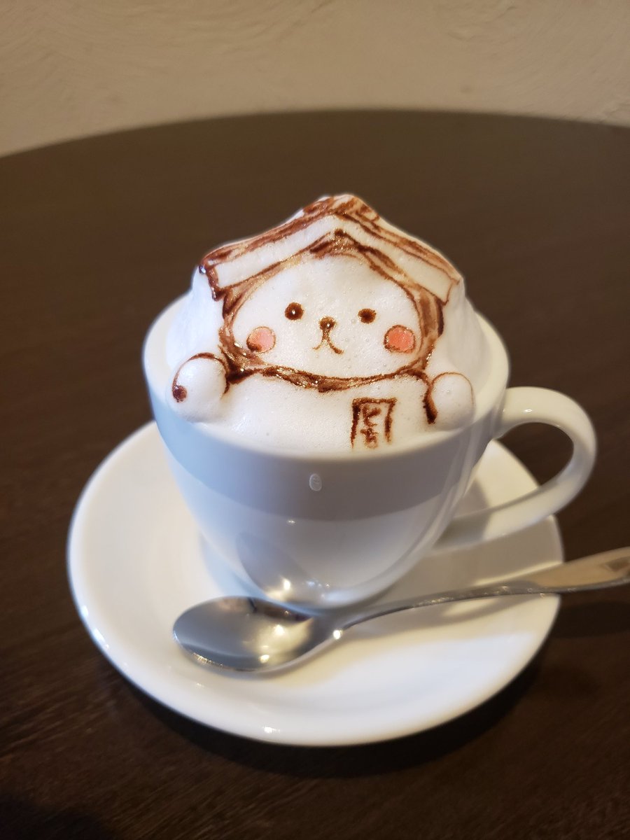 tochi_usa's tweet photo. とち介のラテアート☕(｡•ㅅ•｡)
オーダーでつくってもらいました♡
元画像2枚目📷

かーわい〜い(っ´ω`c)♡
#とち介 #カフェラテ 
#3Dラテアート #ラテアート
#珈茶話 https://t.co/xa9oCF5Z5a
