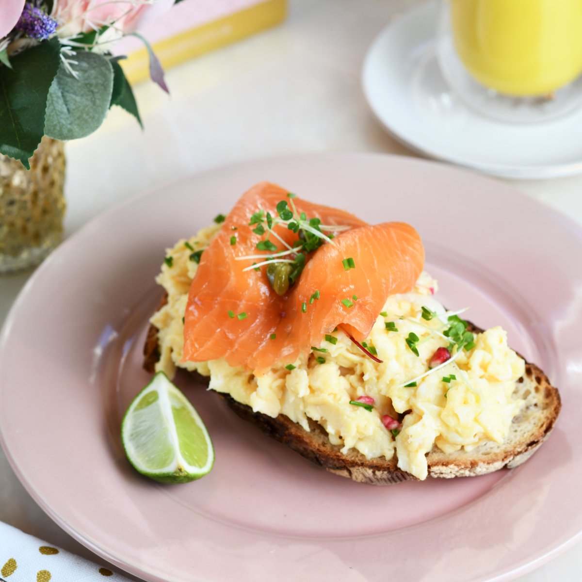 caffeconcerto's tweet photo. Scrambled eggs smoked salmon for a perfect breakfast! ♥️ 

#brunch #londonbrunch #goodmorning #goodmorninglondon #sweetmorning #healthyfood #foodporn #toprestaurantslondon #londoneats #golondonfood #londonfoodspots https://t.co/7gRbsP26b5