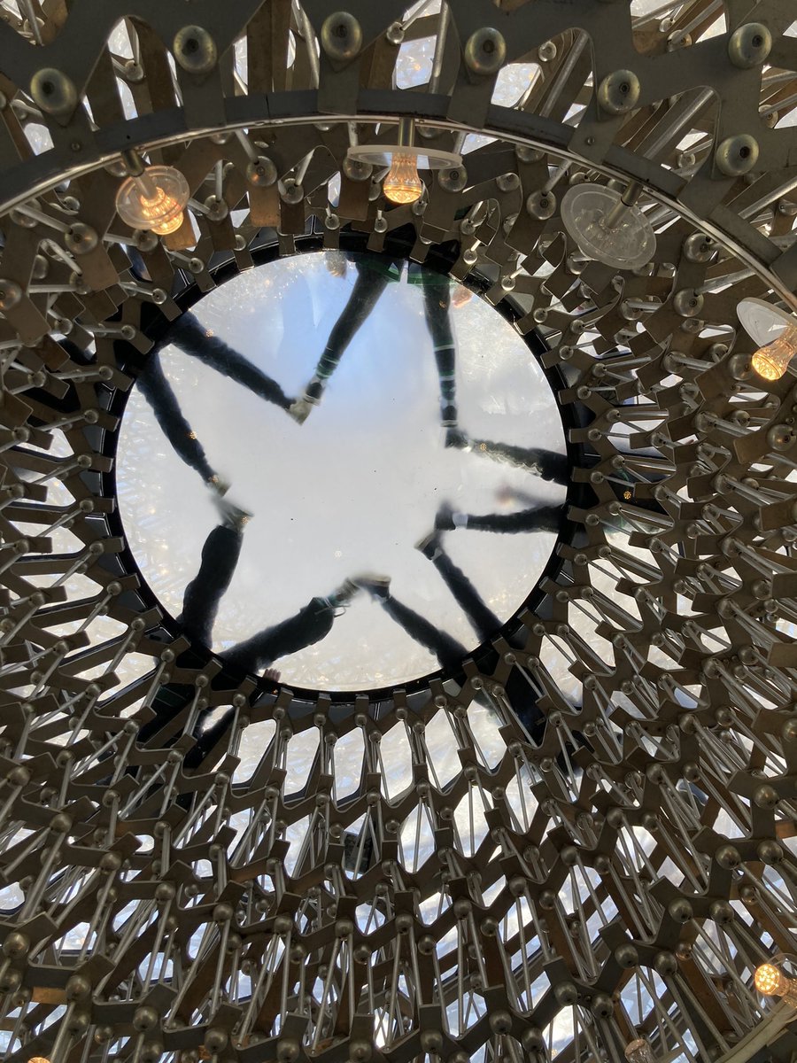 Great weather: check. Fully engaged students: check. Incredible staff: check. Year 7’s visit to Kew Gardens was a day to remember. Amazing art inspired by nature: CHECK! Thank you <a href="/kewgardens/">KewGardens</a> #kewhouseart #schooltrip #artoutdoors