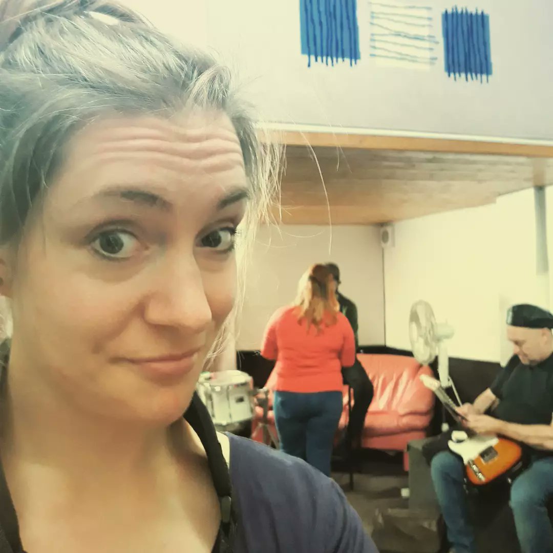 thereggulites's tweet photo. Out rehearsing last night ahead of our gig at @claptrapvenue on Friday - we cannot wait 😁
Advance tickets available here for £8 https://t.co/2PZn0IZUns
or it'll be £10 on the door 
#livemusic #reggulove https://t.co/xnDmwQIzYi