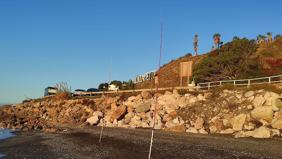 ZSurfcasting's tweet photo. Bonito pesquero, a ver cómo se da la jornada. #ElPueblas #surfcasting #Pesca https://t.co/RpnS7Nl4gK
