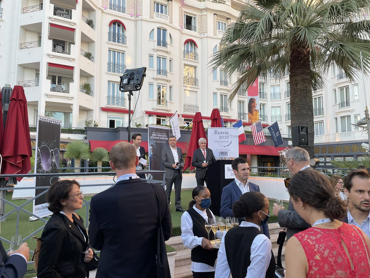 La <a href="/CE_iledefrance/">Caisse d'Epargne IDF</a> fière d’accompagner les assureurs avec le  lancement de <a href="/ArgusReavie/">Congrès Reavie</a>. 1ère table ronde: la crise et l’accompagnement des branches professionnelles.