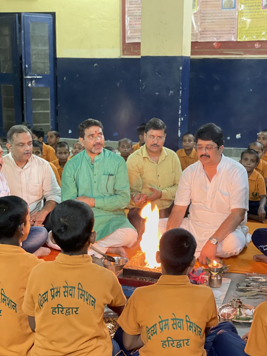 Raja Bhaiya tweet media