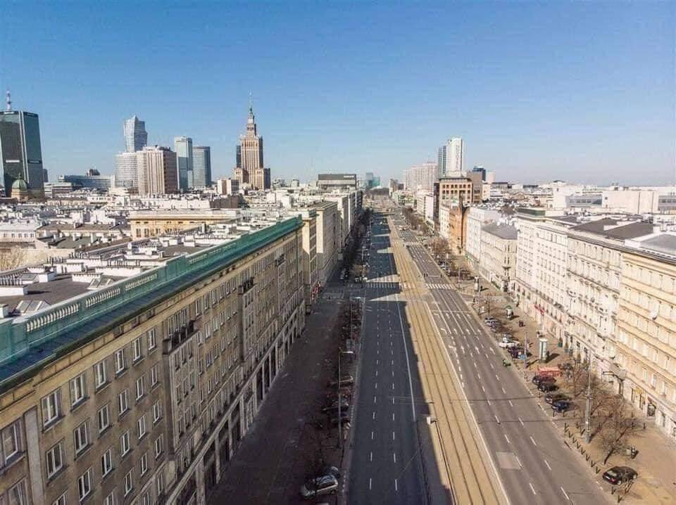 Koleksi Gambar Dunia Terhenti Seketika Tahun 2020.

[Bebenang]