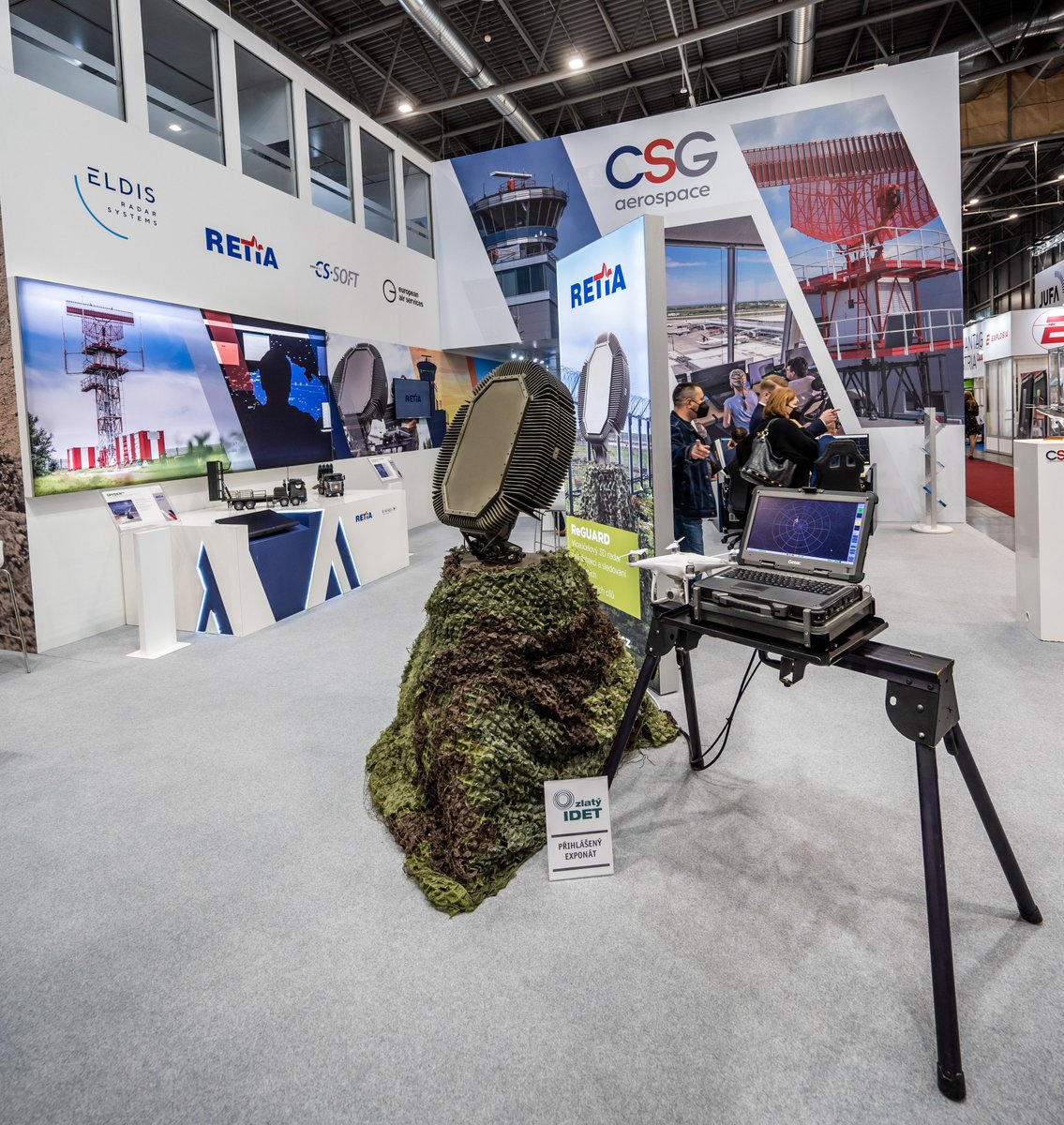retiacz's tweet photo. Na veletrhu IDET jsme za náš 3D radar ReGUARD obdrželi ocenění Zlatý IDET. 🥳 Uděleného vyznamenání si velmi vážíme a věříme, že tento český produkt bude jistě brzy uznáván odborníky i mimo naše končiny. 💪
#retia #reguard https://t.co/07oKZIAdgW