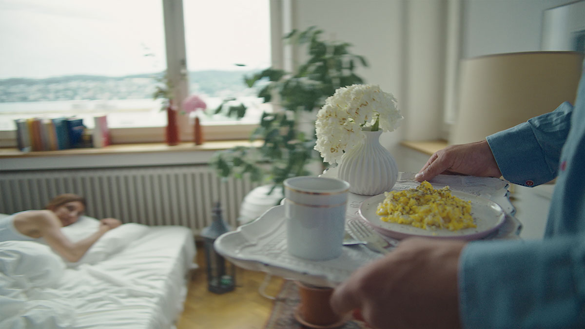 Morgen ist Welt-Ei-Tag, eine ideale Gelegenheit, den Tag mit einem Eier-Frühstück zu beginnen. Denn Eier tragen erstens zu einer gesunden Ernährung bei. Zweitens sättigen Eier zum Frühstück langanhaltend und helfen so, das Körpergewicht zu kontrollieren. gallosuisse.ch/eier/ei-und-er…