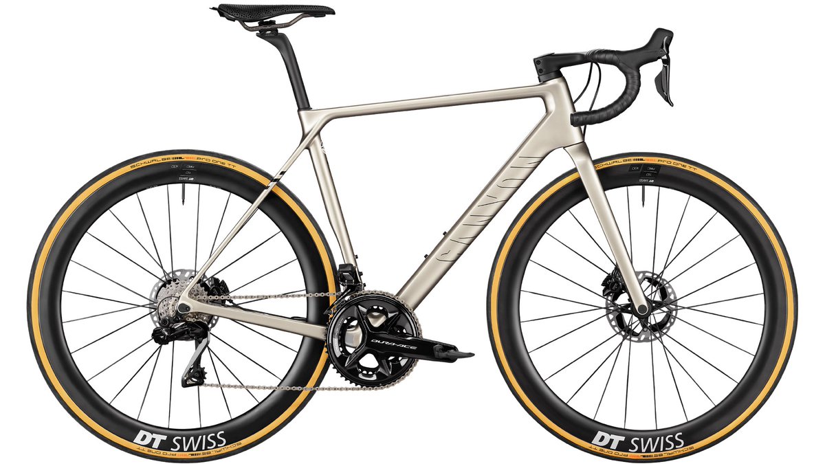 Marco_Petermann's tweet photo. @alfamale87 @canyon_bikes Ultimate CFR ❤️ https://t.co/lXHcFtFVdg
