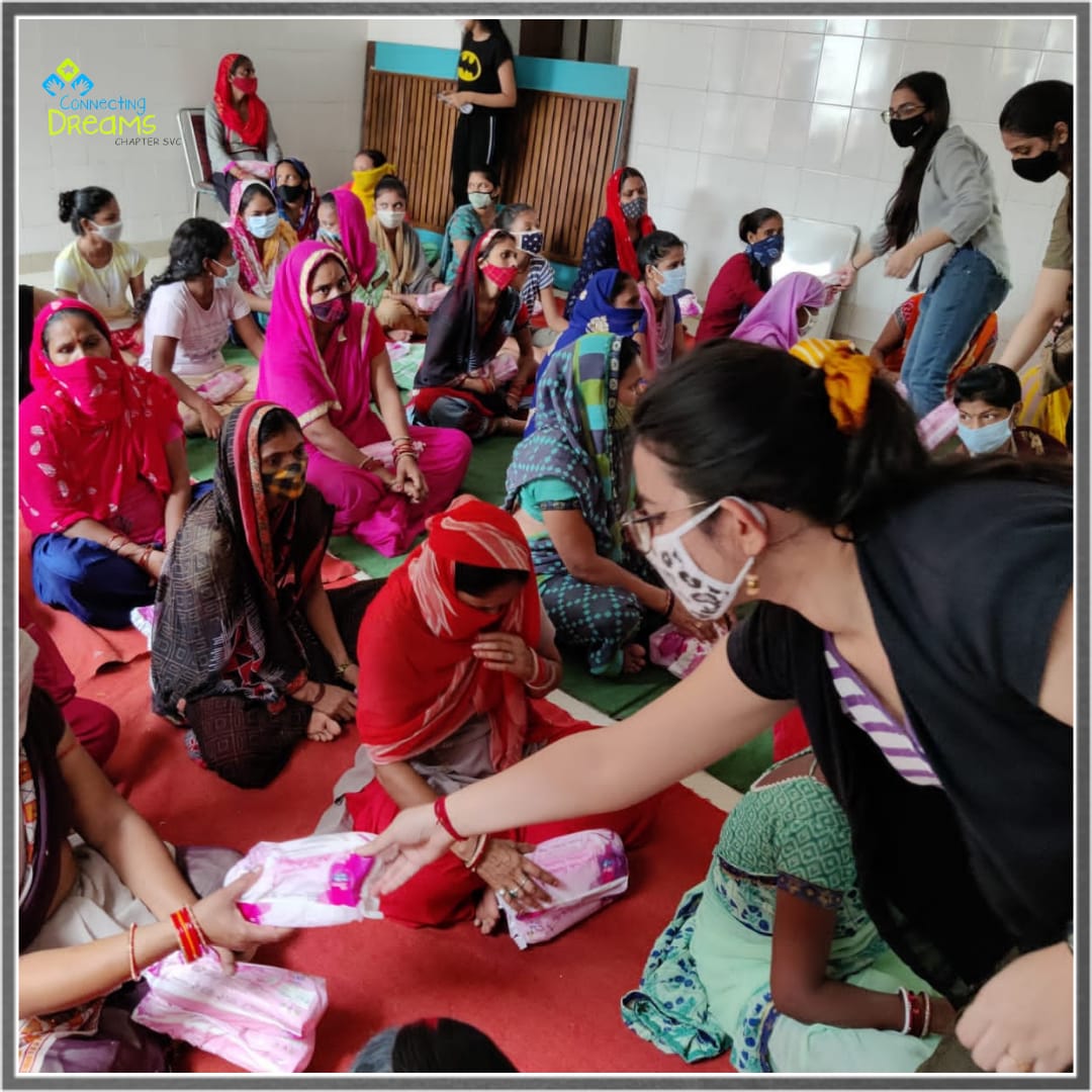 Cdf_SVC's tweet photo. Don’t wait for a girl to become a woman to empower them. Empower a girl’s life by giving sanitary pads to them. With pads, we give them wings.🧚🏼‍♀️

#cdf #cdffamily #projectroshni #drive #sanitarynapkins #cdfindia #changemakers #sdgs #HopeOnTheStreet
#lifeisbeautiful #staypositive https://t.co/FxpuFAMDUs