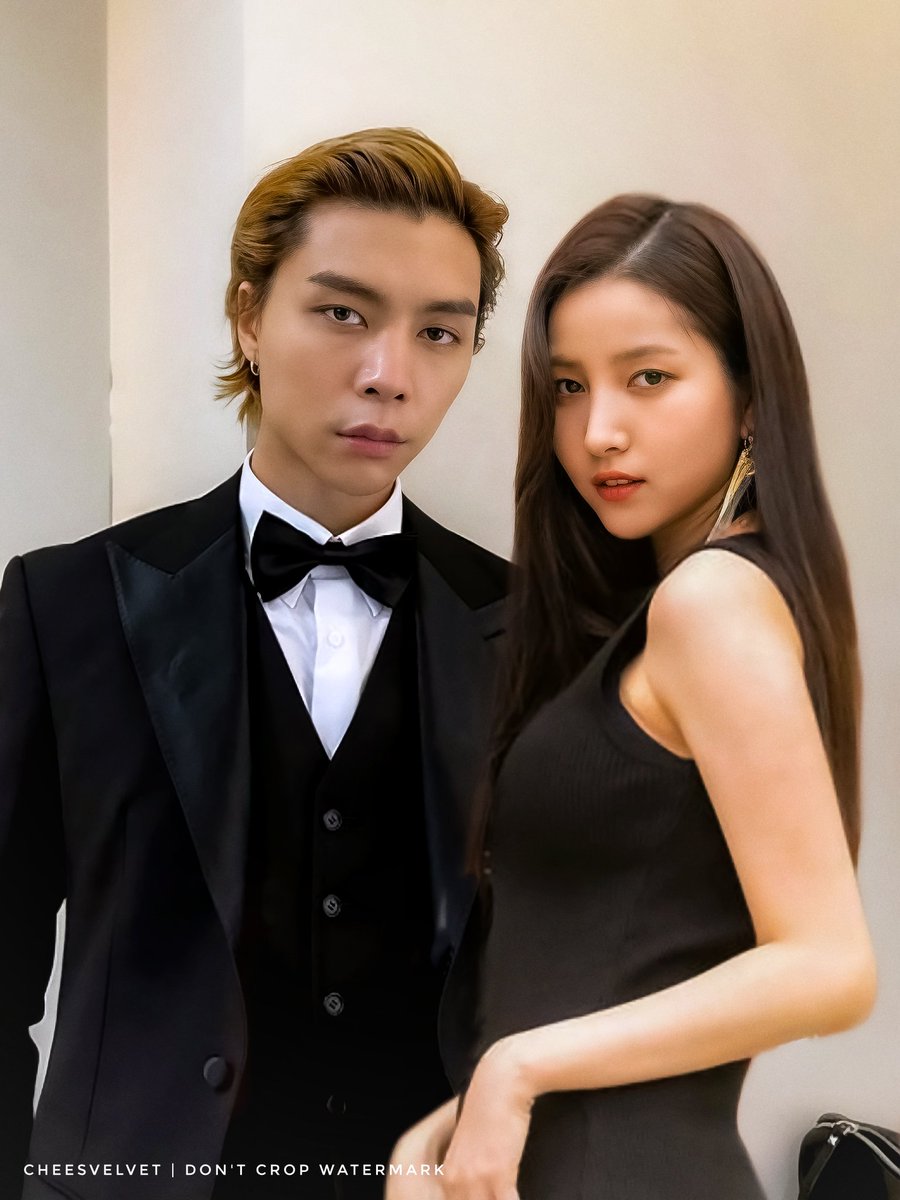 cheesvelvet's tweet photo. #johnwon : Persiapan jadi MC acara Award Korea https://t.co/dCSAPIOfDO