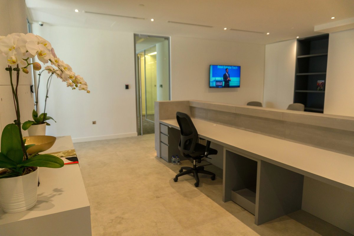 LifeSpaceAD's tweet photo. #abudhabi #dubai #myabudhabi #arctictecture #officedesign #construction #mydubai https://t.co/DWc1h6JyFC