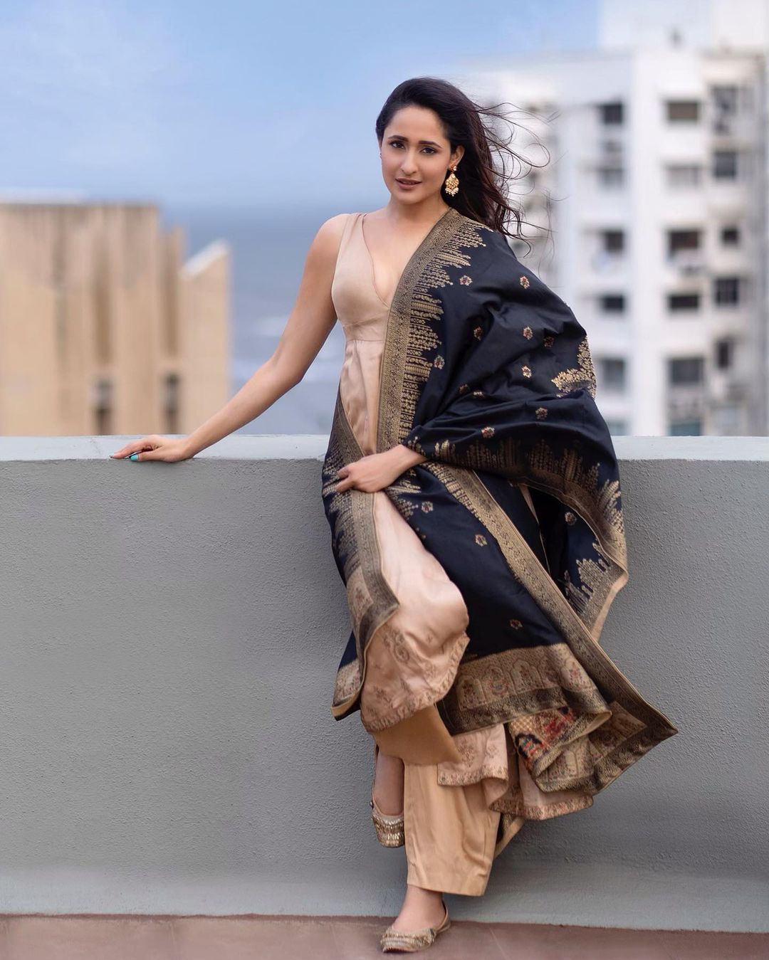 FBFT3a6UUAAb_cl?format=jpg&name=large