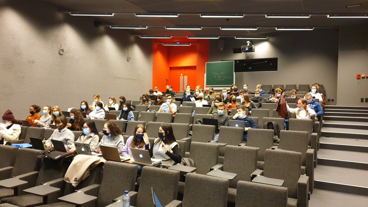 espacesmob's tweet photo. Ce matin, on est présent au séminaire sur les Sustainability and Smart Territories de @HECLiege @HEC_SCI pour parler de Smart Mobility avec les étudiants et @CelluleMobilite et @groupekeolis ! Merci pour l'invitation @NathalieCrutzen ! https://t.co/NC6FGOCl5w