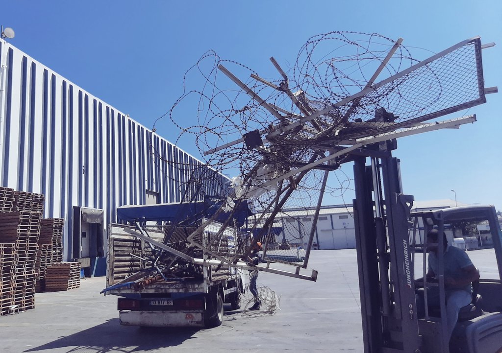 MersinHurda's tweet photo. Mersin Koç Metal Hurdacılık 

#hurdacı #hurda #geridönüsüm #hurdabakir https://t.co/FLDwFX5Qof