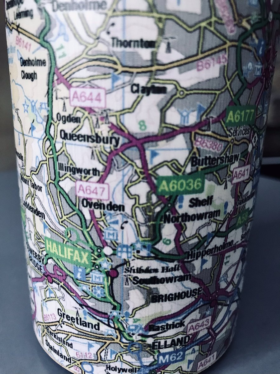 hudsonbellegift's tweet photo. NEW in our beautiful map bamboo flask, stainless steel inside keeps drinks hot for over 6 hours. Handcrafted with a detailed map of Halifax &amp; surrounding areas. Pair it with our popular wooden coaster set with a matching map. DM/website link in bio/shop in store 💛@ThePieceHall https://t.co/nsXSPEVHyC