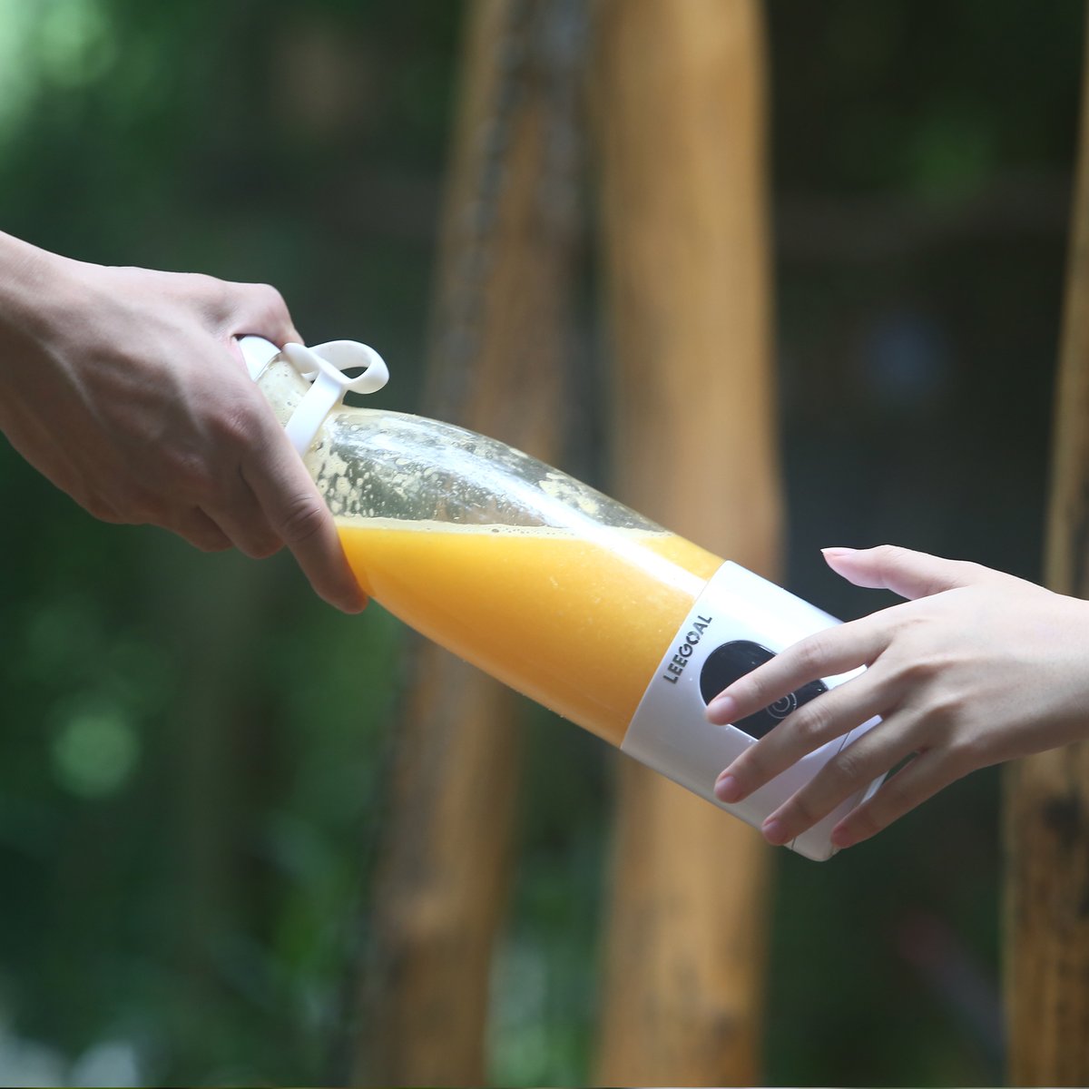 LEEGOAL_'s tweet image. We are back from Chinese second longest holiday! 😝🥳
Do you know which festival it was?🤣

#portableblender #blenderportable #miniblender #blendermini #blenderbottle #blenderbottles #LeegoalBlender #leegoal #smoothieseveryday #smoothiesnatural #smoothiesforweightloss