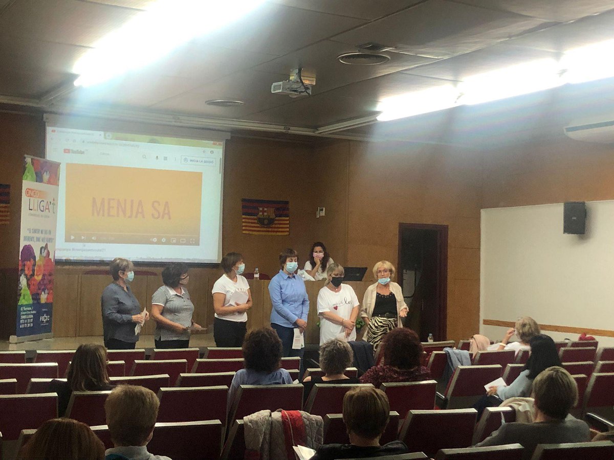 FececFederacio's tweet photo. 🥦🍆🍓 #menjasaimoute Continuem en diferents poblacions de Catalunya amb els Tallers d'alimentació #saludable amb motiu de la X Setmana Catalana de la Prevenció del #Càncer 💪
📸 Taller ahir a Torres del Segre, a la comarca del Segrià @OncolligaLL
#FECEC #SECAPC #healthylife https://t.co/eyNQyB65jk