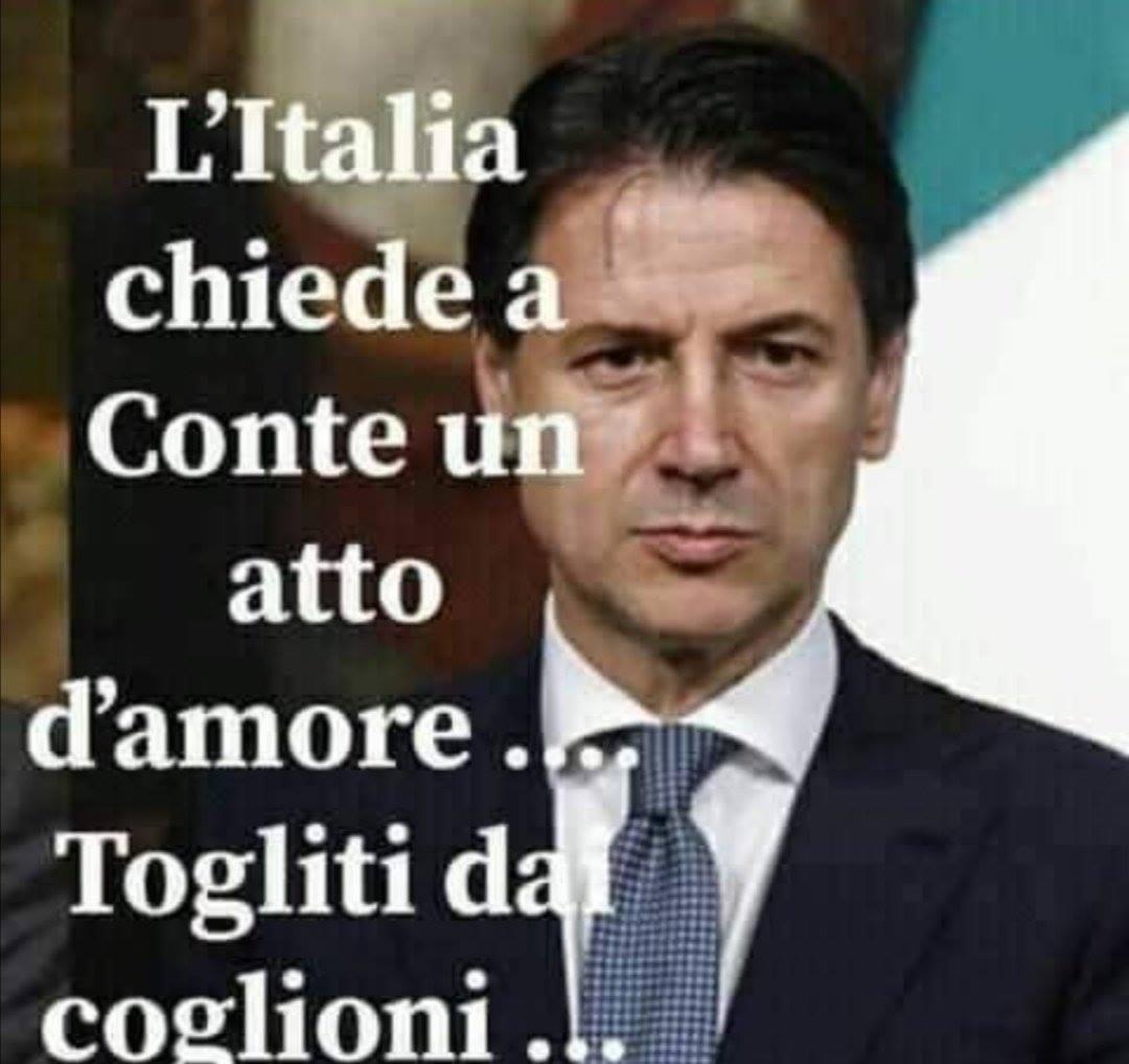 FLAVIA39304024's tweet photo. Non lo a ancora capito??? https://t.co/ELJxMVEJob