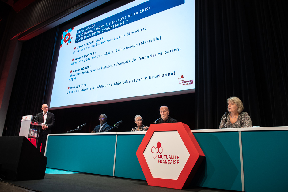 mutualite_fr's tweet photo. Photos | #EnDirect des #JRMF avec la table ronde "Les organisations à l’épreuve de la crise : accélérateur de changement ?" https://t.co/sVp6GRScOg