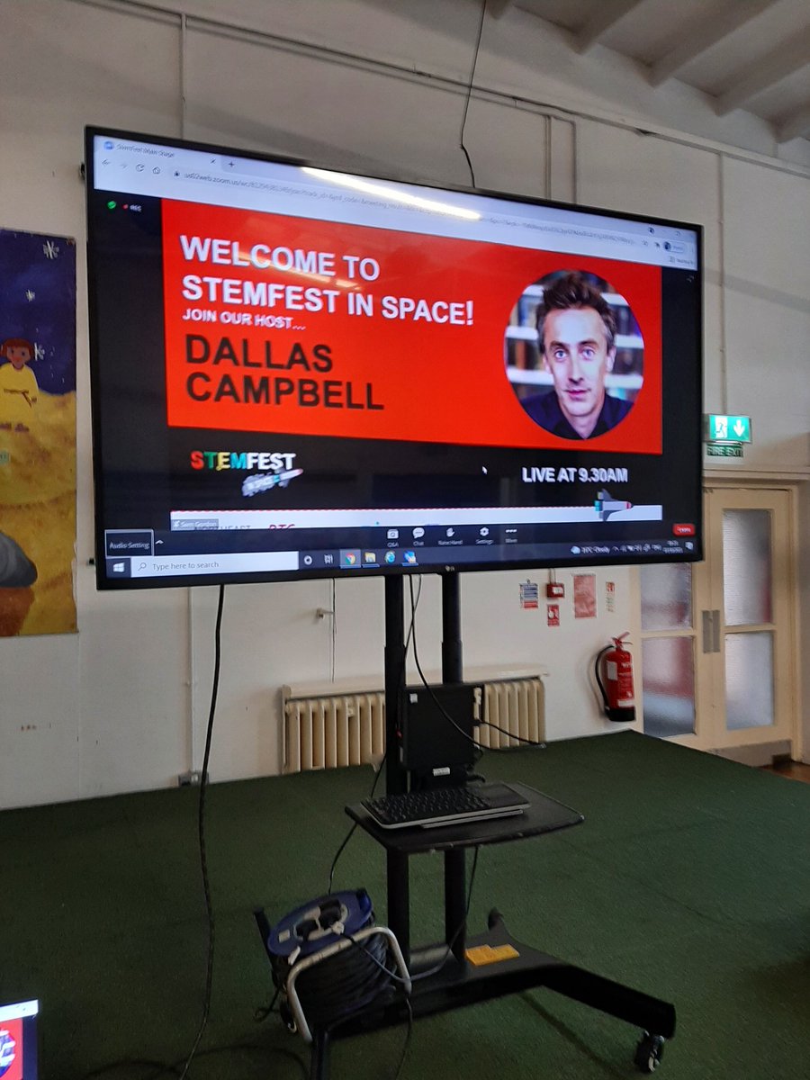 StAndrewsCoE's tweet image. Year 5 are looking forward to STEMfest in space launch 🚀 @dallascampbell #STEMFestinSpace @LDSTEducation
