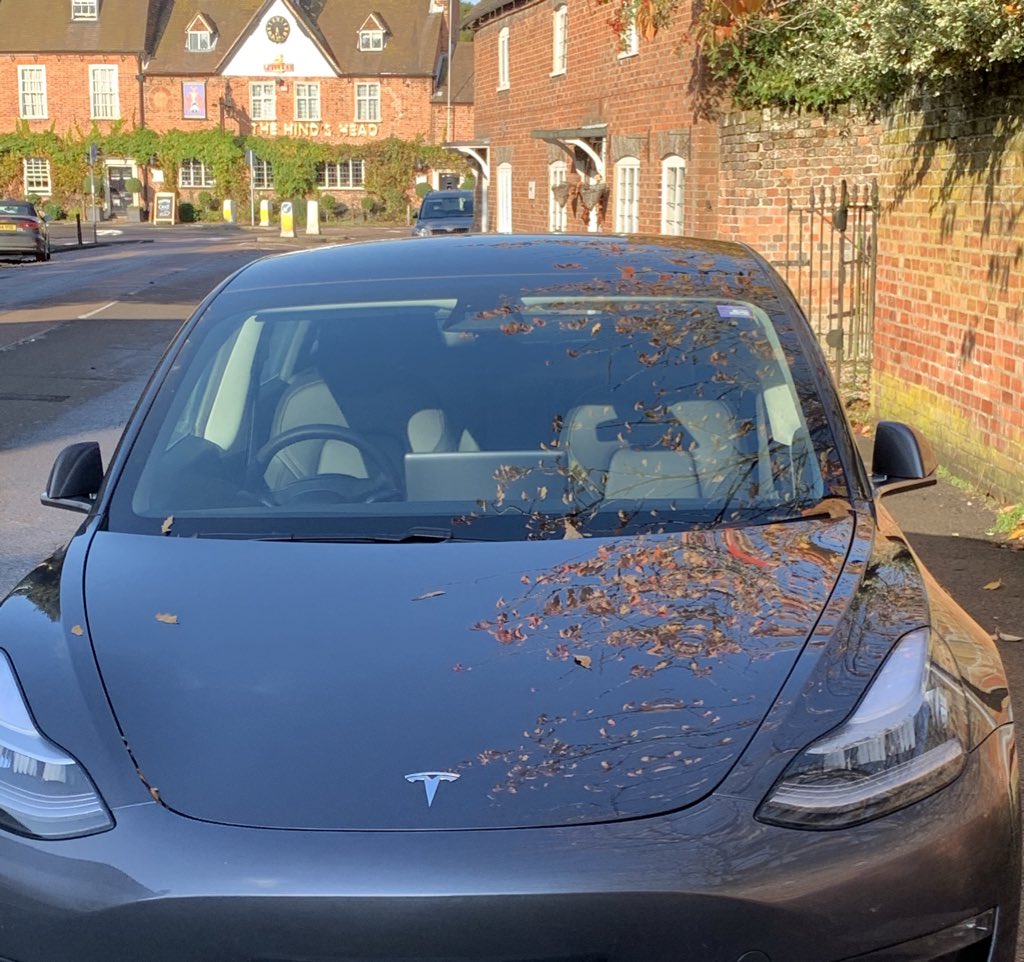 Graemegault's tweet photo. Great service this week by Michael at @Tesla in their newly opened Reading Sales &amp; Service centre. Two years and 30k miles into ownership and I still smile every time I get in the car. https://t.co/qKAP77migX