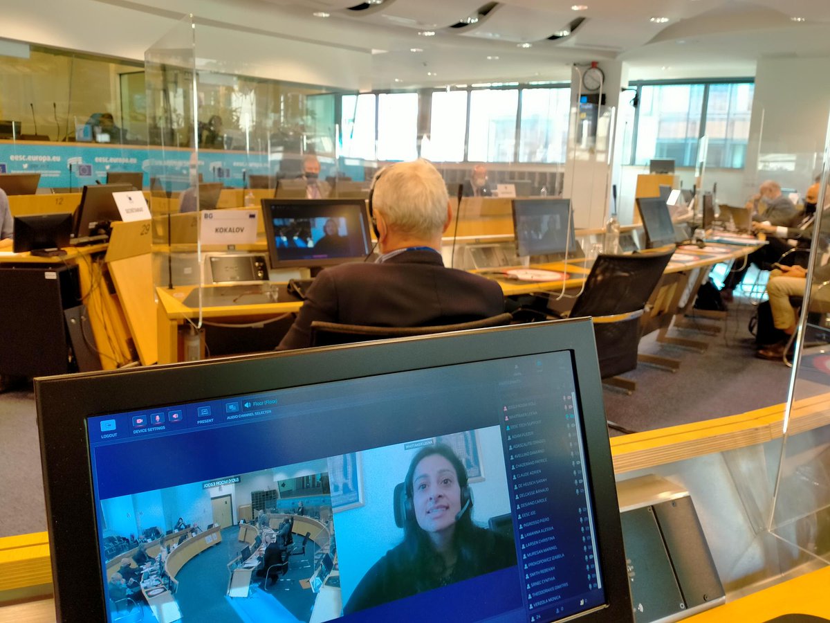 CCMI_EESC's tweet photo. 📣Happening NOW: Hearing on Non-standard #employment and #PlatformCoops!
Thanks to all the speakers taking part ‼️
#DigitalPlatformEconomy #DigitalMarkets  #NewEconomy #TechnologicalInfrastructure
@EU_Growth @coopcycle @EU_Social @BusinessEurope https://t.co/bQqK2CzyGv