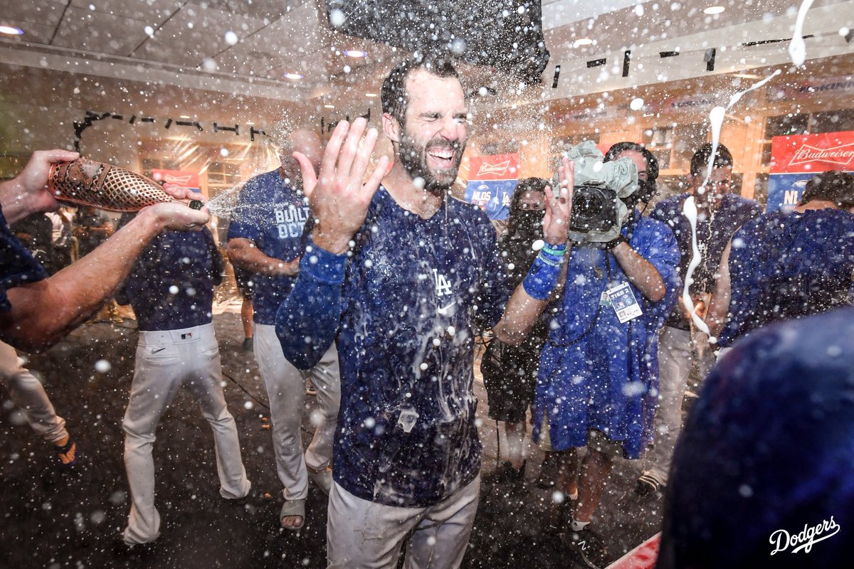 Dodgers's tweet photo. CT3, hero. https://t.co/jow6dMzdrG