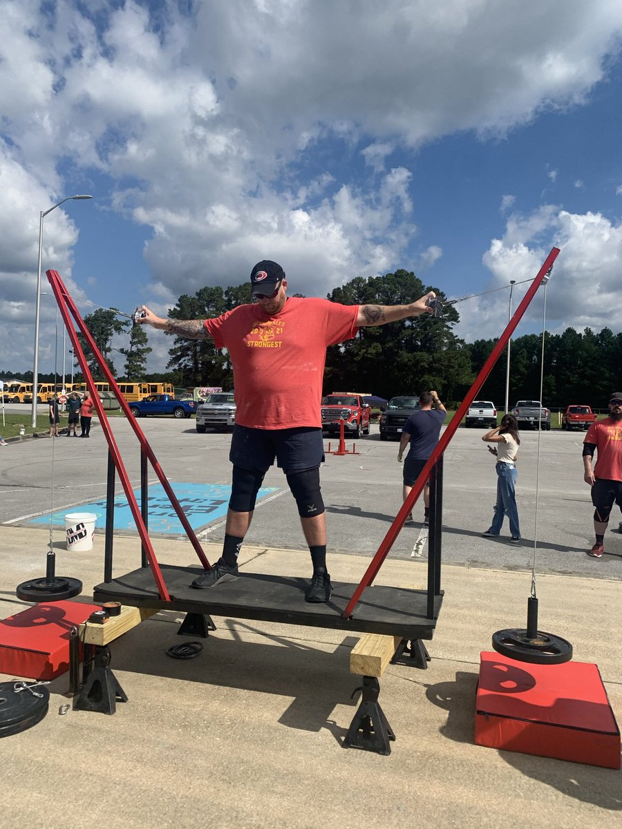 RAAEventsNC's tweet photo. #strongman comp in the books! IG and Facebook for more pics and links! https://t.co/8gd2mHyBSC