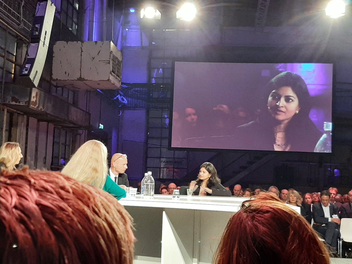 DeltaSubsidence's tweet photo. Today the Dutch watersector meets at the #Waterproof event of the international Partners voor Water program @RVO. Stressing need for #creativity, #collaboration and #inclusive and #contextualized #solutions. @henkovink: "Find novel ways to collaborate and keep asking questions" https://t.co/e313YCI5py