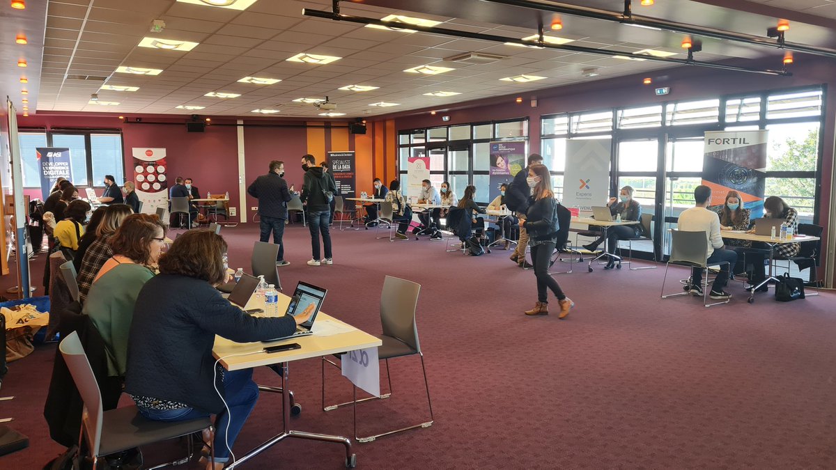 📢 @poleemploi_NA présent au #JobDating de #NiortNumeric pour vous informer sur les 1️⃣6️⃣0️⃣offres à pouvoir. Venez rencontrer les 2️⃣0️⃣ entreprises présentes sur le salon et peut-être décrocher votre futur job! @cbeduniortais