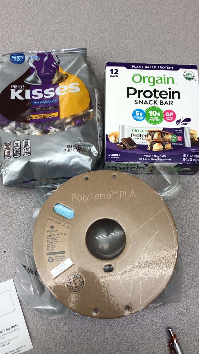 DrSurvinski's tweet image. @AlaneAdamsBooks thank you for these goodies for our classroom #13daysofAlane