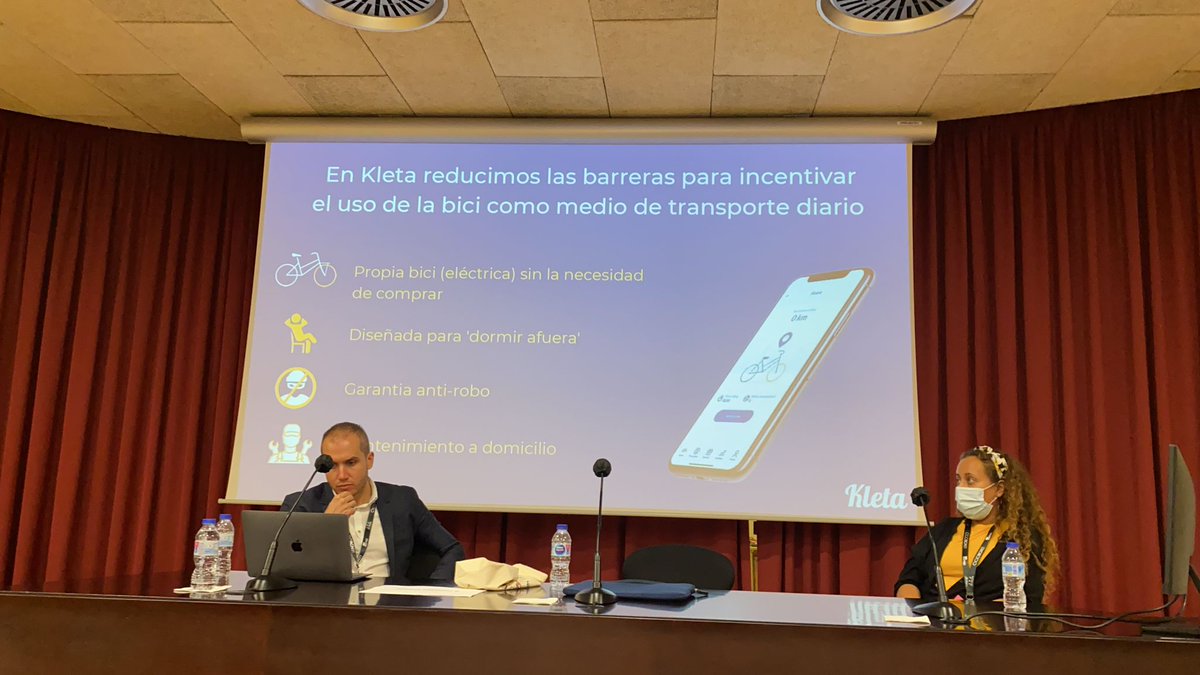 CicloBcn21's tweet image. Falk Siegel, #KLETA. 'La oportunidad de fomentar la cultura del uso de la bicicleta, desde el ámbito económico, como medio de transporte diario.'

#CICLOBCN21