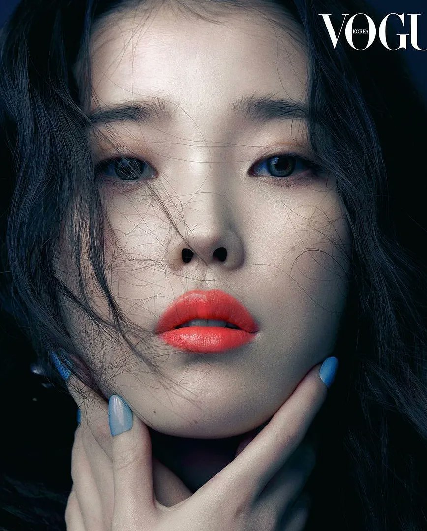 BanditsTheBlac2's tweet photo. 🥰🥰🥰🥰💙💙💙💙
 @voguekorea https://t.co/mx0qvBIcfA https://t.co/GOY4plvHLb
