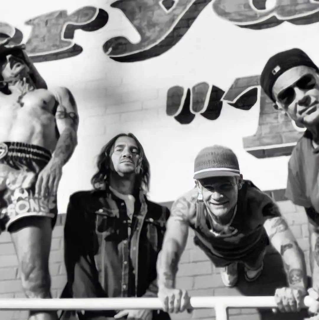 rhcparchives's tweet photo. red hot chili peppers; 2021. https://t.co/yP2CcGoi1h