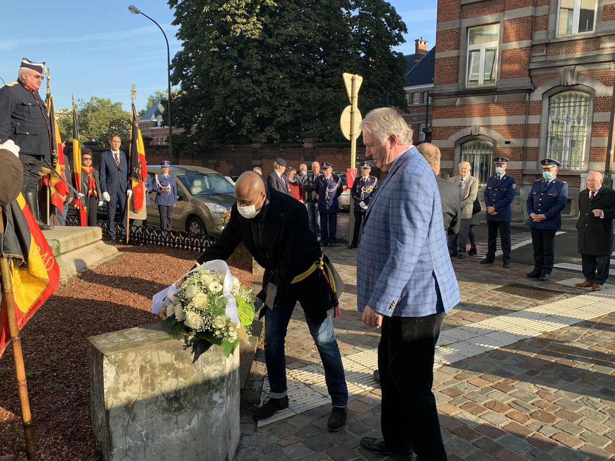 BeaDiallo's tweet photo. 🔴 Commémoration du monument de l’ancienne gendarmerie Rue J. Wijtsman. 

📷 Ce matin, en tant que Bourgmestre F.F, j’ai eu l’occasion de saluer les sacrifices et la bravoure de nos gendarmes mort pour la patrie. 

#monument #ixelles https://t.co/DnyfK4XbHM